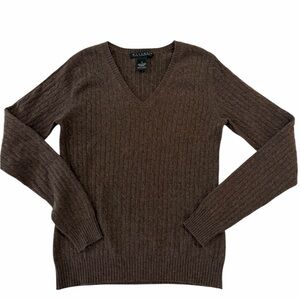 Women's Cashmere V-Neck Cable Knit Sweater - Brown by Marconi size small